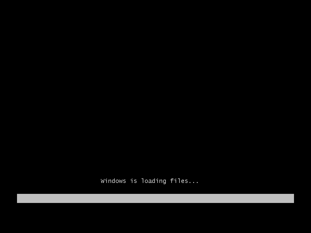 Windows 7安装程序加载文件的屏幕截图